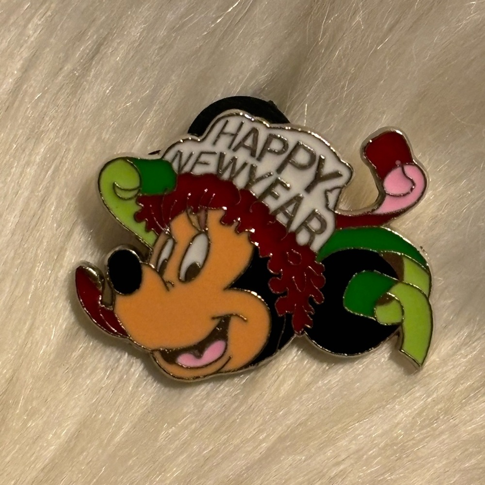 Disney trading pin